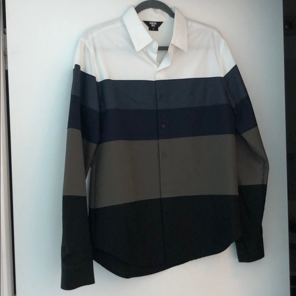 General Idea Button Down White bla navy green